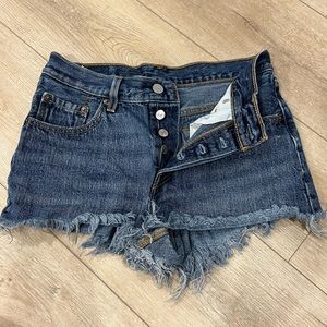 Levi’s denim jean shorts- side 25